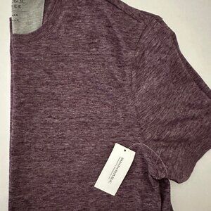 NWT Mens Banana Republic T Shirt